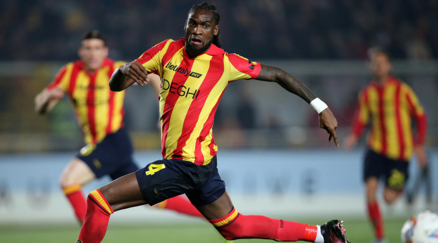 Lecce, lesione al ginocchio per Gaspar. Forse stagione finita