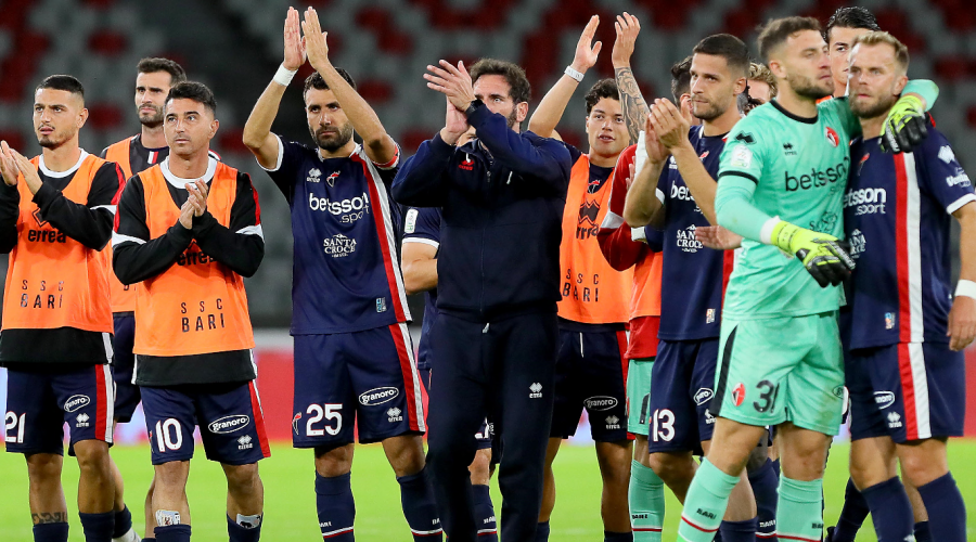 Bari, tre punti di platino ma confusione totale Bari, tre punti di platino ma confusione totale