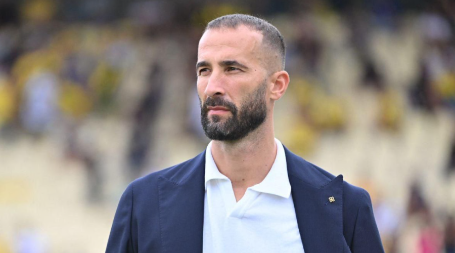 Di Cesare spinge il nuovo Bari: &laquo;I rinforzi? Conta solo salvarsi&raquo;