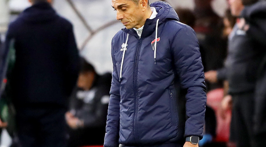 Bari, Longo va subito al sodo: &laquo;Siamo stati inesistenti dopo il gol. &Egrave; necessario scusarsi&raquo;