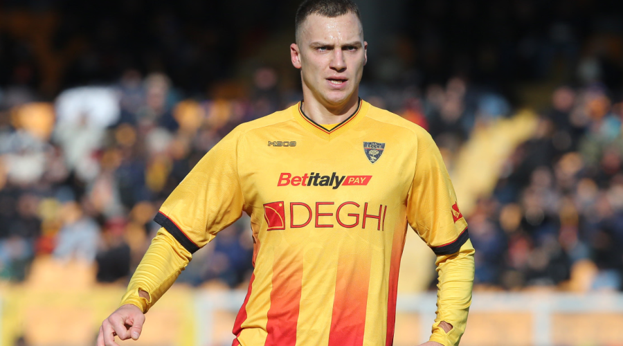 Lecce, missione a Cagliari. Di Francesco: dobbiamo giocare con la testa libera