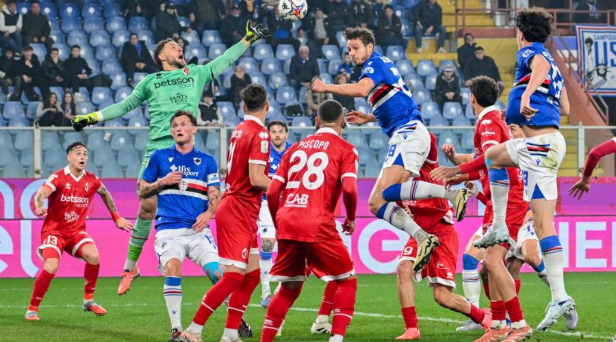 Il Bari alza la testa contro la Sampdoria: 0-2 per i biancorossi
