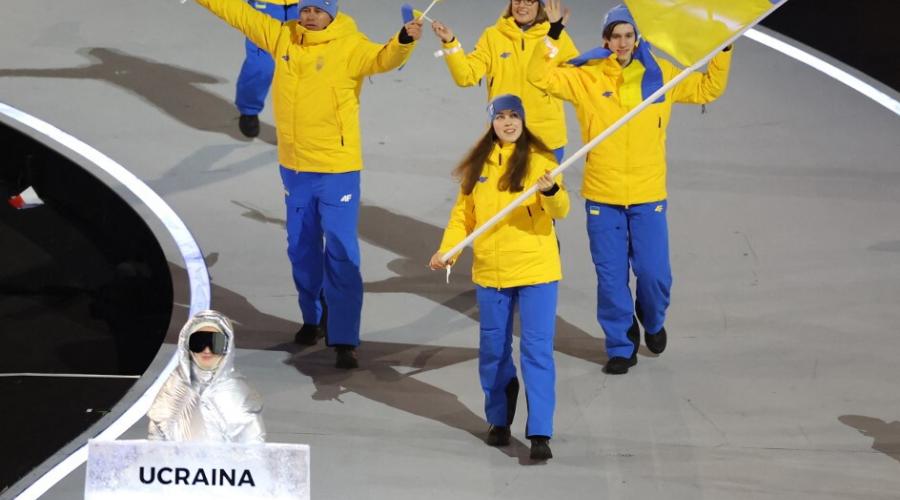 Un piccolo grande gesto per dire che la guerra non ha volto di donna