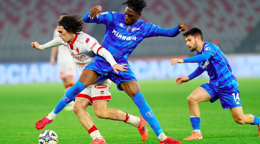 Moreno Longo a guardia alta:&laquo;Bari, sar&agrave; battaglia&raquo;