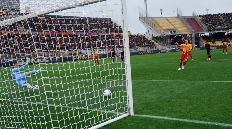 Mister Di Francesco dopo Lecce-Cremonese: &laquo;Avanti cos&igrave;, c&rsquo;&egrave; ancora strada da fare&raquo;