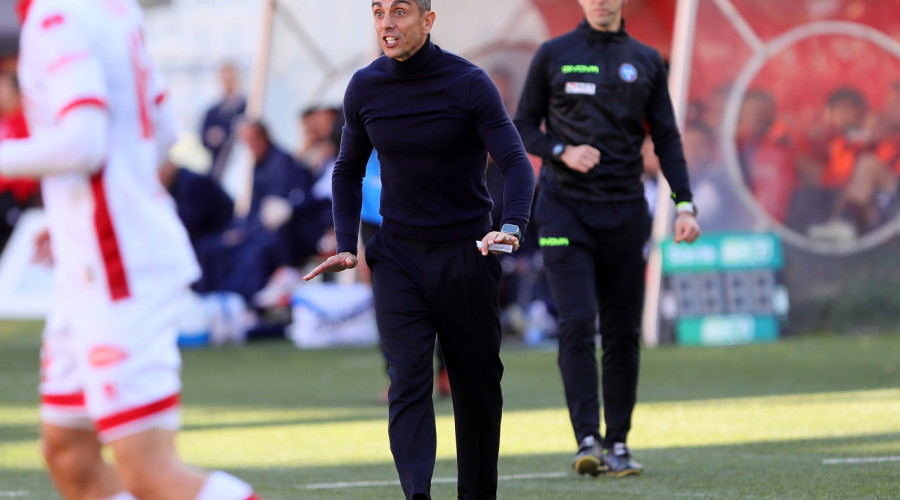 Bari, la &laquo;media&raquo; &egrave; giusta, a questo ritmo c&rsquo;&egrave; vita: con Longo in panchina i biancorossi viaggiano a 1.4 a partita