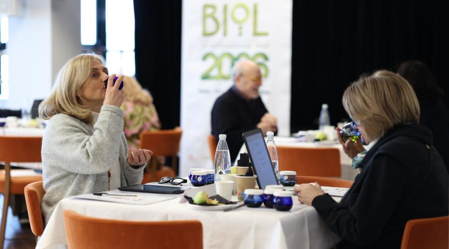 Bari, inaugurata la 31&ordf; edizione del Premio Biol: oltre 500 oli extravergine biologici da 17 Paesi a confronto