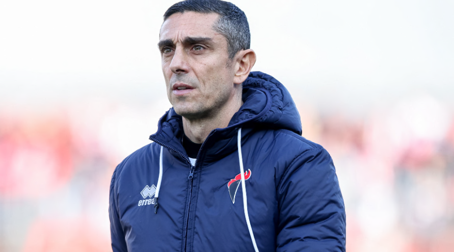 Longo alza la temperatura: &laquo;Bari, fuori il carattere&raquo;