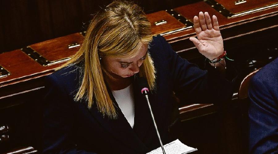 A Meloni l&rsquo;Olimpiade dei voti di fiducia: e il Parlamento langue