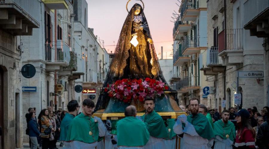 Riti pasquali e Misteri... che passione: ecco gli eventi pi&ugrave; caratteristici in provincia di Bari