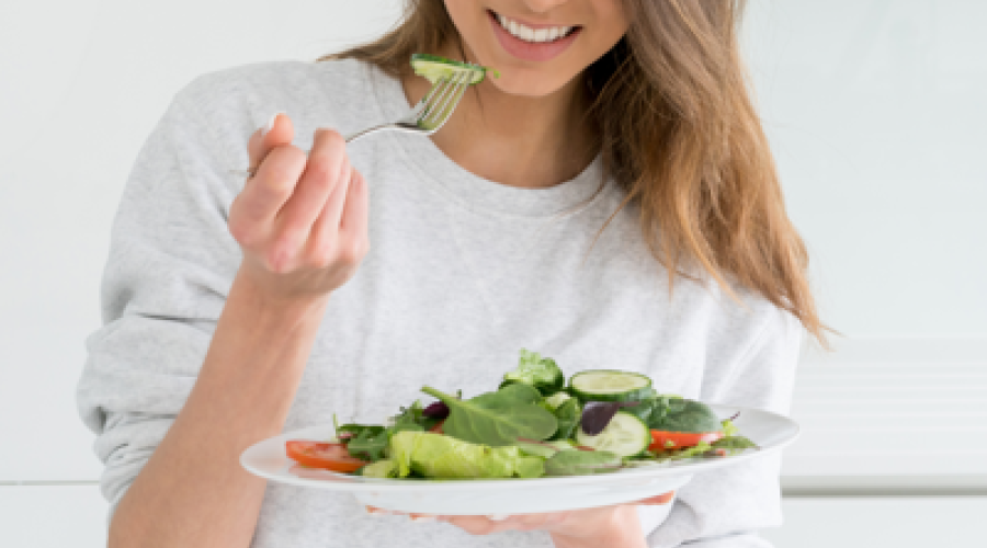 Salute, a gennaio +40% visite dal dietologo, buoni propositi battono prova costume