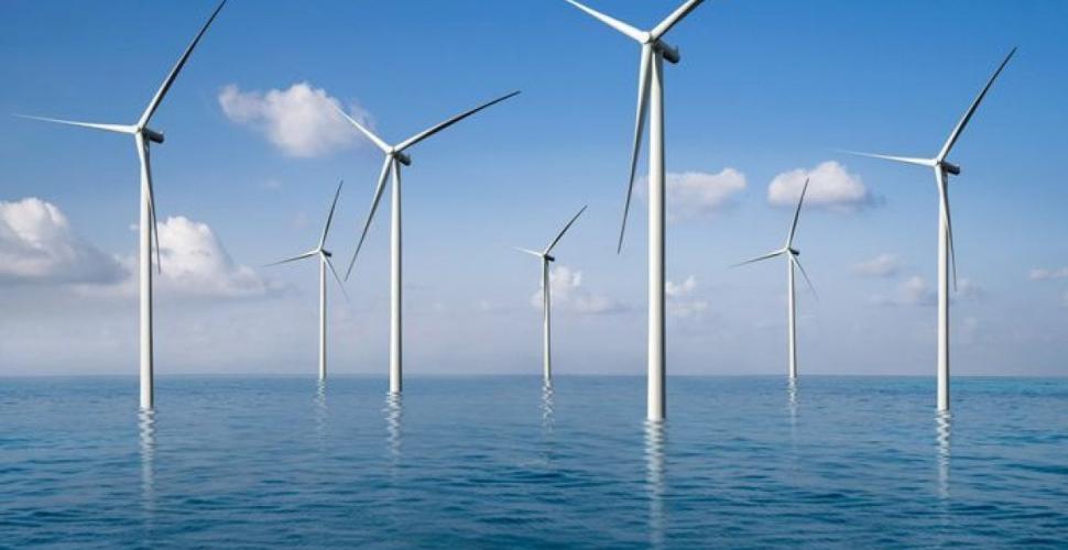 Otranto, il grido di «no» al parco eolico in mare