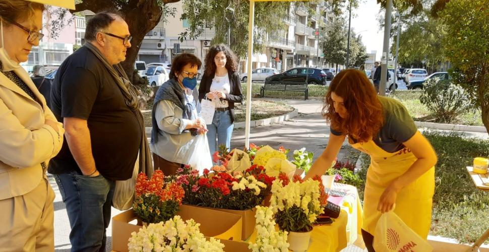 Festa della mamma, Coldiretti Puglia: Fiori in regalo da 54% dei pugliesi