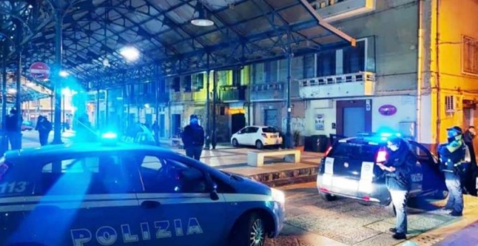 Foggia, difende la figlia da bulli: papà picchiato nelle vie della movida