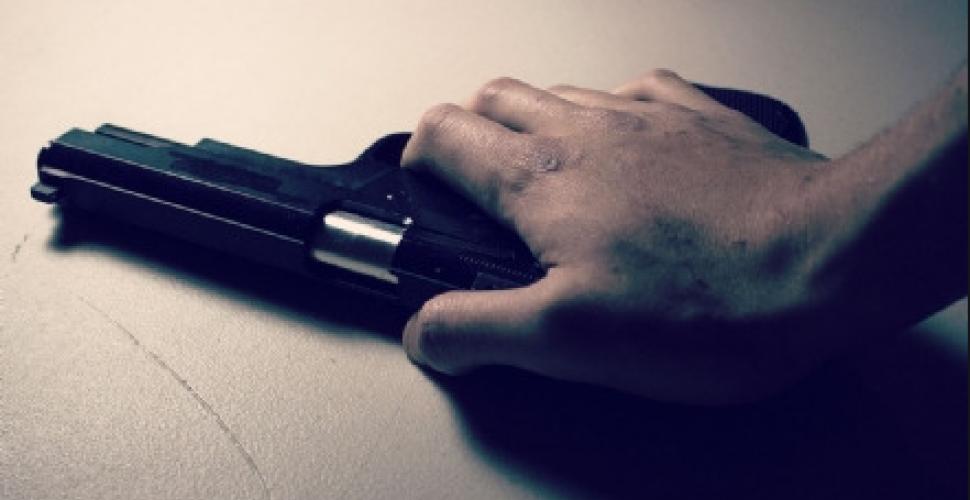 Strage in Puglia: il fenomeno suicidi con la divisa